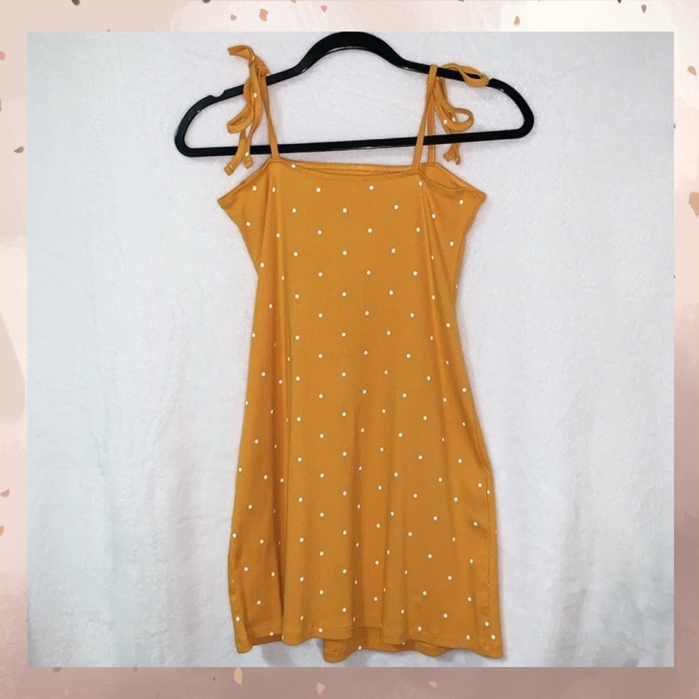 4/$15 💖 Forever 21 - Yellow Polka Dot Dress NWOT